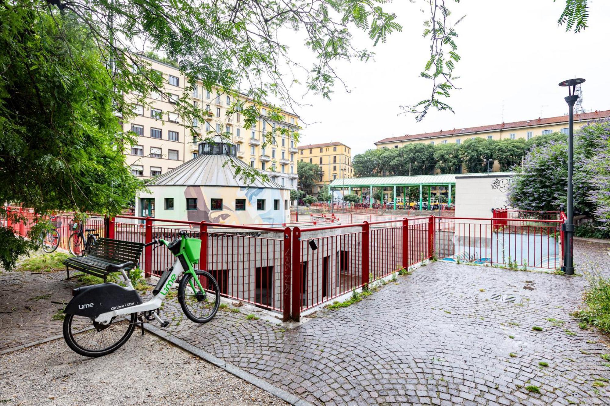 Piazza Gramsci Amazing Apartment With Balcony - Top Collection Μιλάνο Εξωτερικό φωτογραφία
